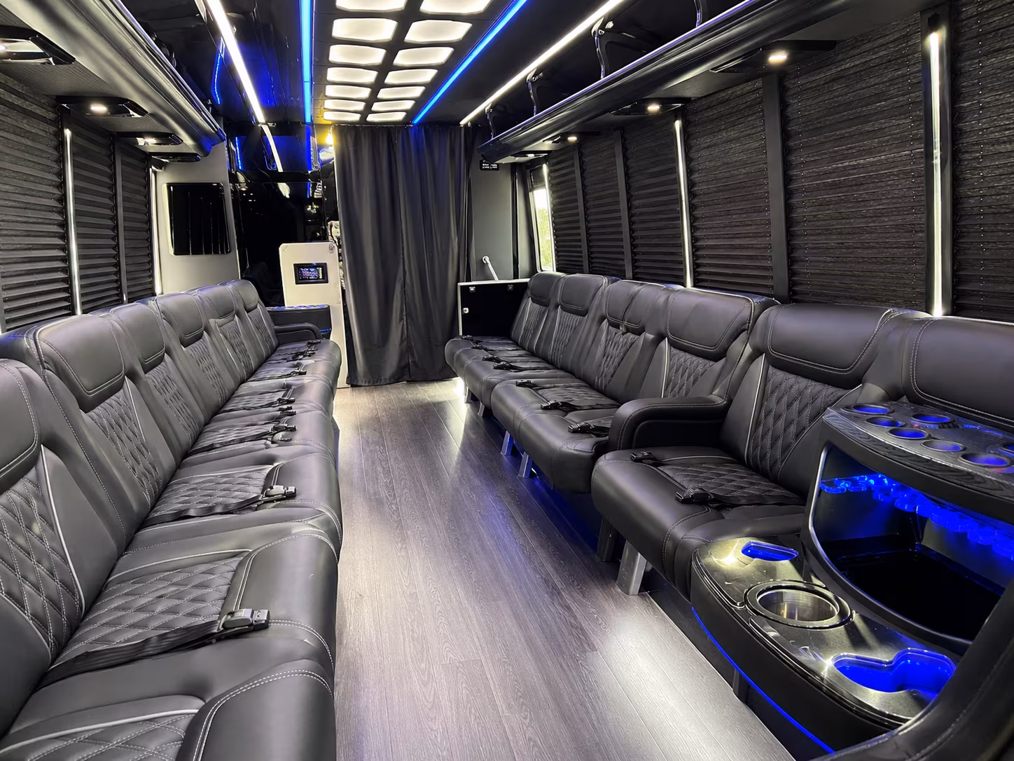 Philadelphia Winery Tour & Pub Crawl Transportation party bus exterior