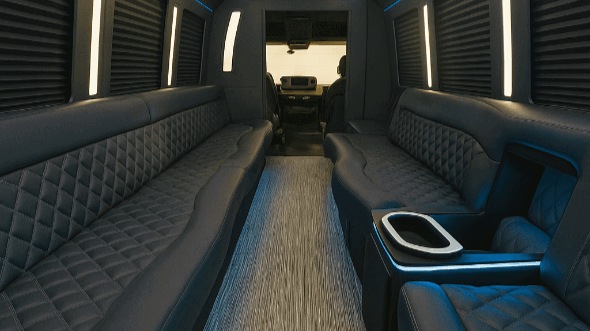 upper darby 20 passenger party bus